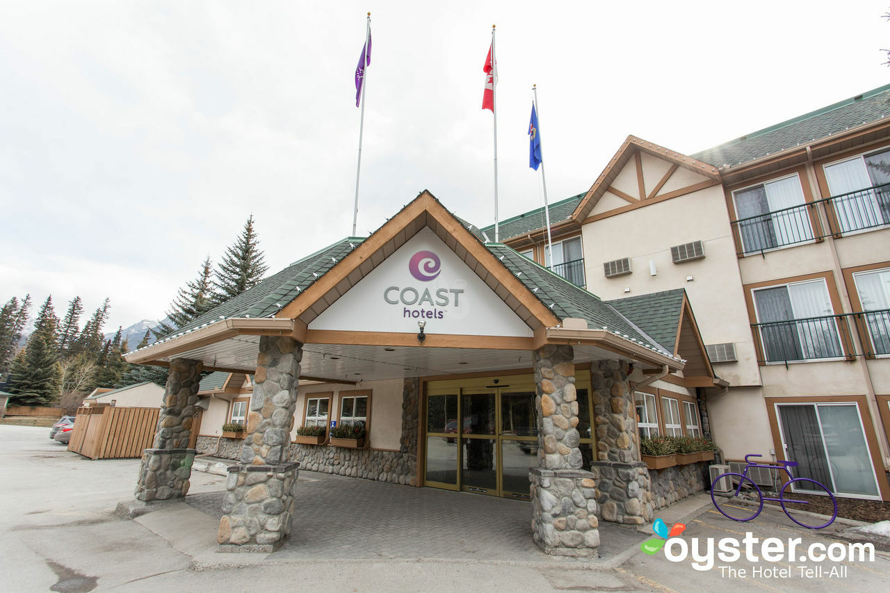 Coast Canmore Hotel & Conference Centre Exterior photo